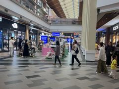 -王府井奥莱棋盘山小镇
