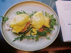 三文鱼班尼迪克蛋-JamaicaBlue Cafe(乌鲁木齐中路店)