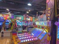 -卡通尼乐园(银泰店)