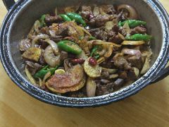 羊排炕锅肉-老钟家烤羊排·敦伊阁清真餐厅胡羊焖饼