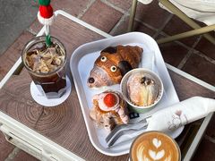 招牌uu可颂-屋裡·Union Bakery(龙江路店)