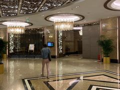 -上海龙之梦万丽酒店