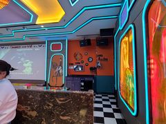 -拉动时代自助KTV火吧(3号店)