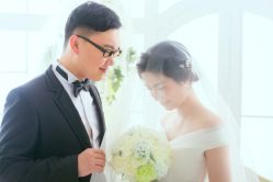 -挪娅婚纱摄影皇家会所