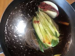 -唯成•韩国炭火烤肉 유성고기