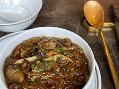 沙蒜烧豆面-新荣记(BFC外滩金融中心店)