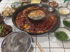 -财二舅火锅招待所