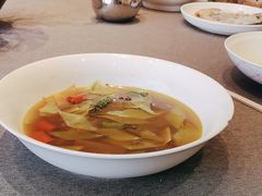 -绿杨春·淮扬宴(庐山路店)