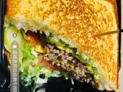 -The Habit Burger Grill 哈比特汉堡(爱琴海店)