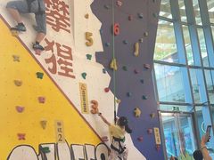 -攀猩儿童攀岩馆(宝乐汇店)