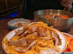 -明洞阿姨·韩式酱蟹烤肉·创意料理(三元桥店)