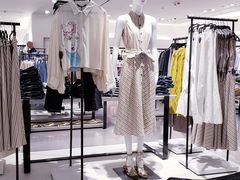 店内环境-ZARA(圆方店)