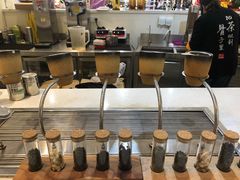 -霸王茶姬(金贸中路店)