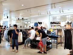 -H&M(天一广场店)