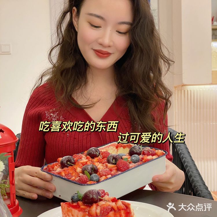 是人就免不了俗‼️圣诞节🎄网红甜品店一窥