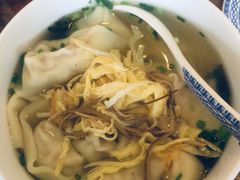 -笑来喜馄饨小笼工坊店(湖滨街店)