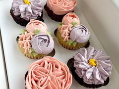 挚爱时刻花束纸杯蛋糕-派悦坊·甜品·蛋糕(日坛店)