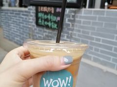 -WOW coffee