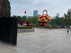 -上海市龙华烈士陵园