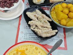 沙姜鸡脚-黄师奶甜品店