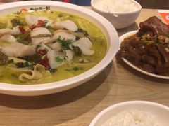 -鱼你在一起(奉贤宝龙城广场店)