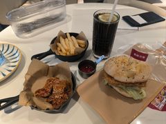 -必胜客(蚌埠东海万达店)