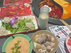 -生活如沸·顺德水牛奶火锅(大学路店)