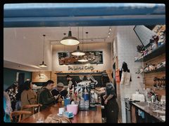 -Be Lived Cafe比例咖啡(摩天轮店)