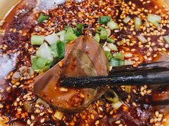 冒鸭血-马路边边串串香(双井直营店)