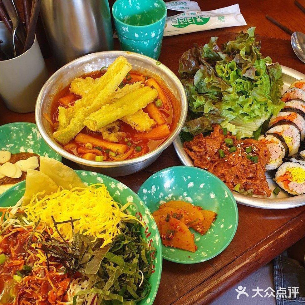 【남도분식】,他们家的紫菜包饭、炸货、年糕锅、拌面等等