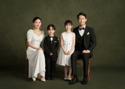 -至臻微拉婚纱摄影