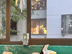 -默迹咖啡馆