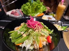 -山川小町·极番烧肉(新地假日广场店)