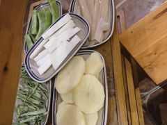 -小饕荟雅安贡椒鱼鲜馆(广福桥店)