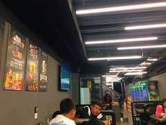 大堂-老吕涮羊肉•东北原味烧烤•大油边•烤鱼(五角场店)