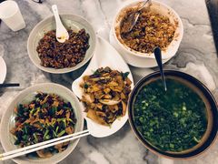 青菜钵-蔼若春.传承三十年云南菜(金碧公园店)
