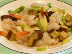 -巧克力渔家.小船海鲜胶东菜(万平口店)