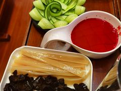 果冻鲜鸭血-沸炉重庆老火锅(军事博物馆店)