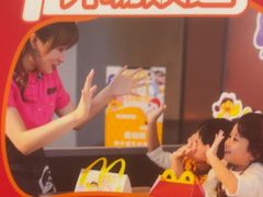 -麦当劳(东大桥店)
