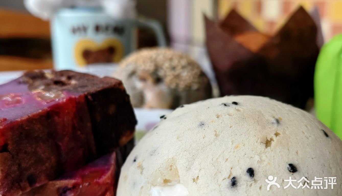 面包or蛋糕傻傻分不清楚？！好吃就是王道[强]