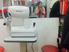 -朱师傅眼镜·蔡司·依视路·尼康(市先进店)