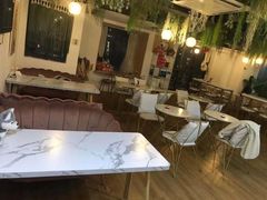 大堂-Husky Go! 哈士奇体验馆·宠物咖啡厅狗咖