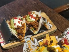 -Famous肥猫墨西哥音乐餐吧(五棵松华熙LIVE店)