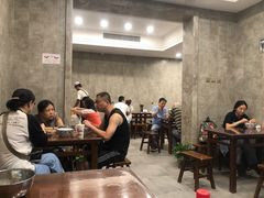 大堂-老乌家特色小炒泡馍(大皮院店)