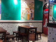 大堂-陈光记烧腊(长寿路店)