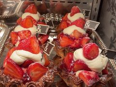 -BUTTERFUL&CREAMOROUS 黄油与面包(万象城店)