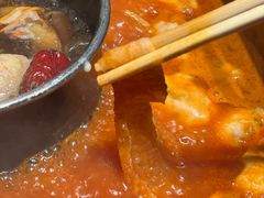 -老牌坊云南鱼豆花火锅(哈西万达店)
