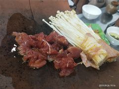 -瓦片烤肉(13号店)