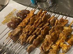 -小旋风·鹤岗烧烤(佳丰北苑店)