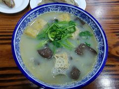 -苏生鸭血粉丝(鹿鸣路店)